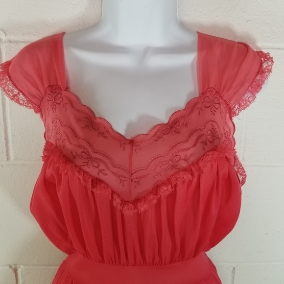 Vtg 50s Miss Elaine nylon dress nightgown - Picture 6 of 10